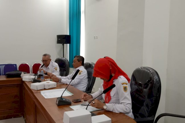 Zoom In Meeting Rapat Umum Pemegang Saham Luar Biasa (RUPS-LB) pada PD BKK Klaten 