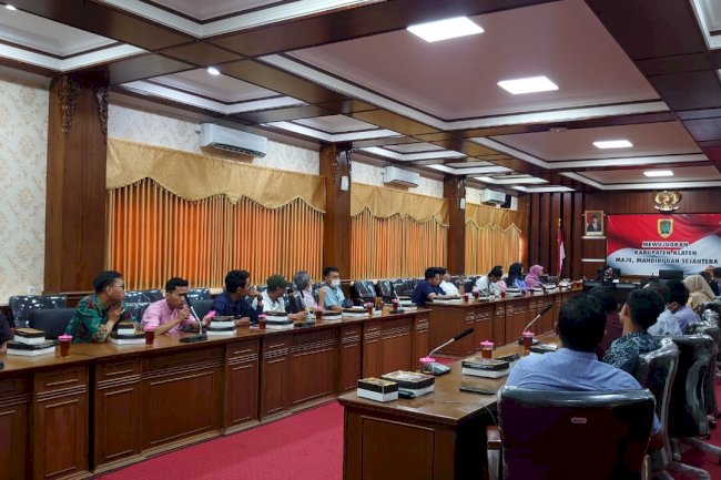 Rapat Evaluasi Distribusi LPG 3 Kg dan Rencana Pelaksanaan Subsisdi Tepat Tahun Anggaran 2023 di Kabupaten Klaten