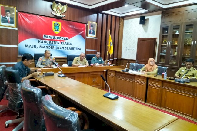 Zoom Meeting Mingguan Rakor Pengendalian Inflasi Daerah Tahun 2023 