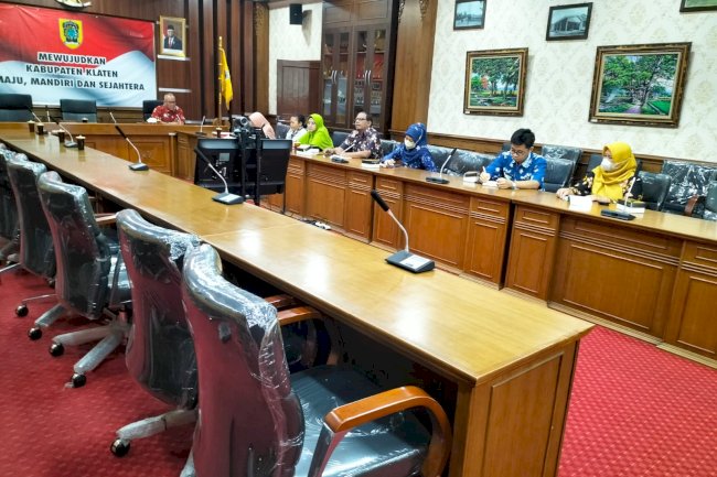 Rapat Persiapan Evaluasi Kinerja Triwulan III  Pengendalian Inflasi Kabupaten Klaten 2023 untuk Laporan BPKP DIY