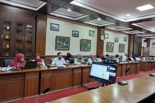 Zoom Tindak Lanjut Hasil Asistensi Penyusunan Laporan Semester II DBHCHT TA 2023 