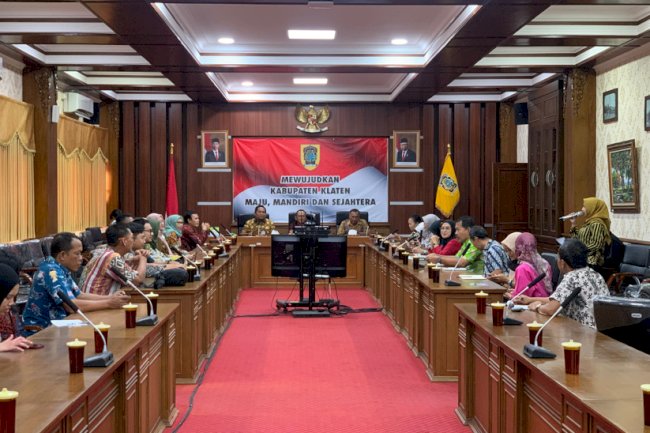 Kunjungan Studi Banding Kabupaten Sidoarjo tentang Koordinasi dan Konsultasi terkait Peraturan Bupati tentang Pengelolaan Keuangan Badan Layanan Umum Daerah di Kabupaten Klaten