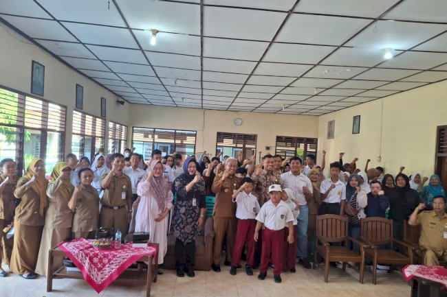 Wujudkan Generasi Inklusif Cerdas Finansial, Pemkab Klaten Bersama OJK Gelar Edukasi Keuangan di SLB Santi Yoga Klaten