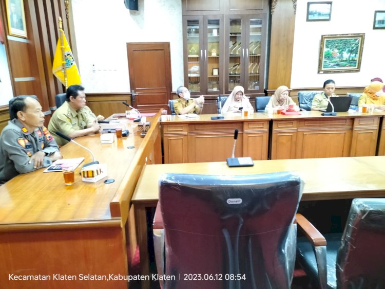 Zoom Meeting Rapat Koordinasi Pengendalian Inflasi Daerah Tahun 2023 dilanjutkan Rapat Koordinasi TPID Kabupaten Klaten 