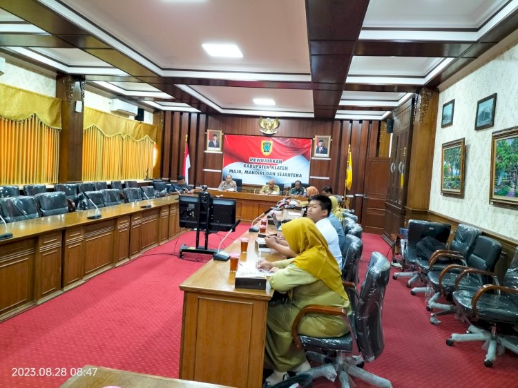 Zoom Meeting Mingguan Rakor Pengendalian Inflasi Daerah Tahun 2023 