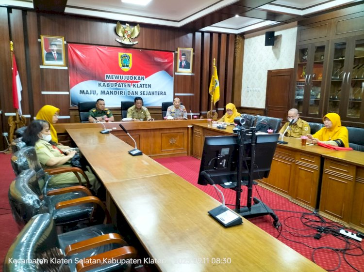 Zoom Meeting Rakor Pengendalian Inflasi Tahun 2023