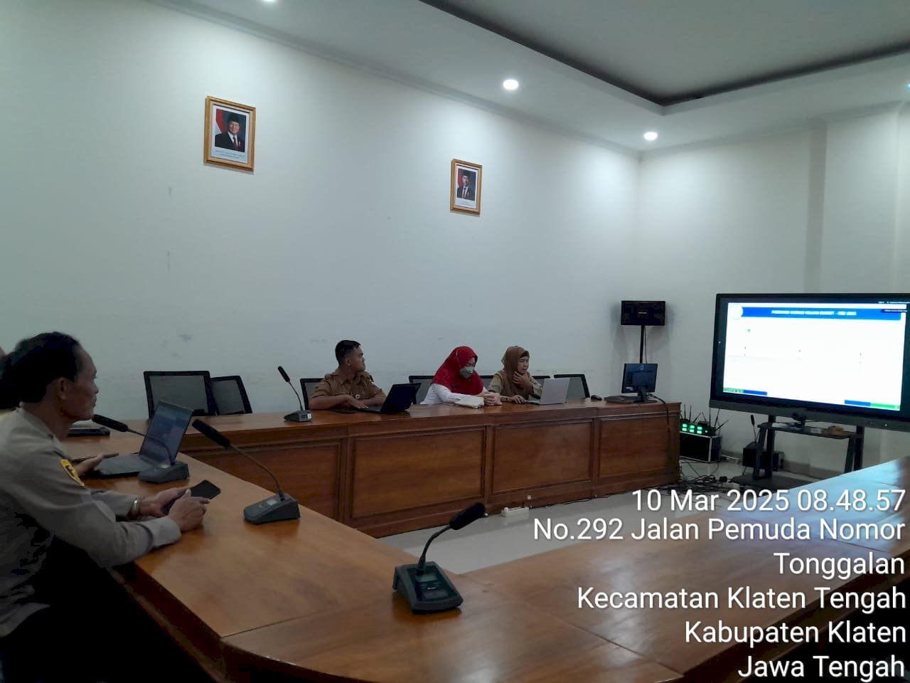 Zoom Meeting Rakor Pengendalian Inflasi Daerah Tahun 2025 dan Pembahasan Antisipasi Cuaca Ekstrem pada Periode Idul Fitri 1446 H 