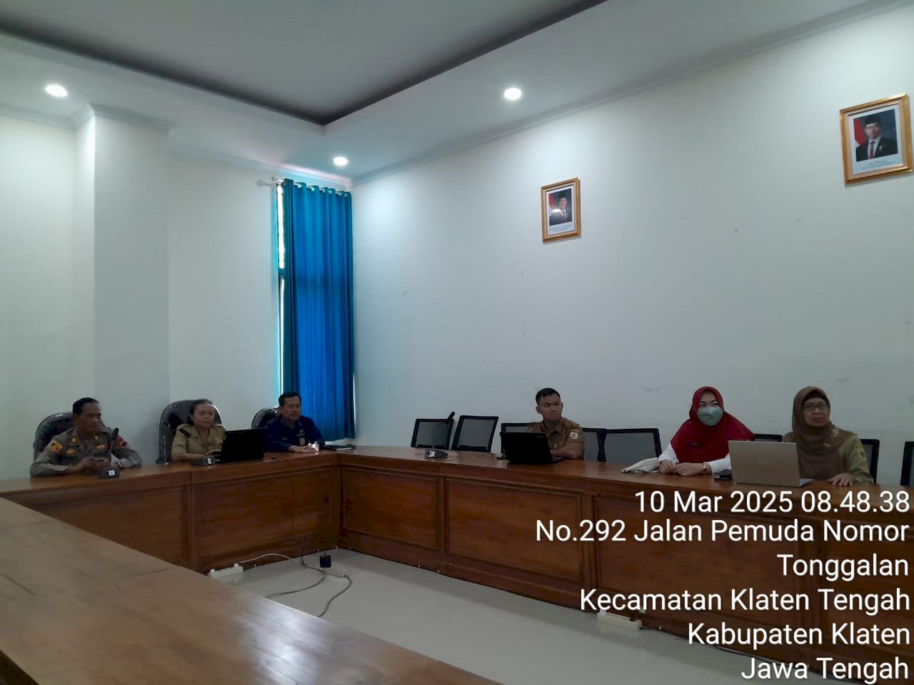 Zoom Meeting Rakor Pengendalian Inflasi Daerah Tahun 2025 dan Pembahasan Antisipasi Cuaca Ekstrem pada Periode Idul Fitri 1446 H 