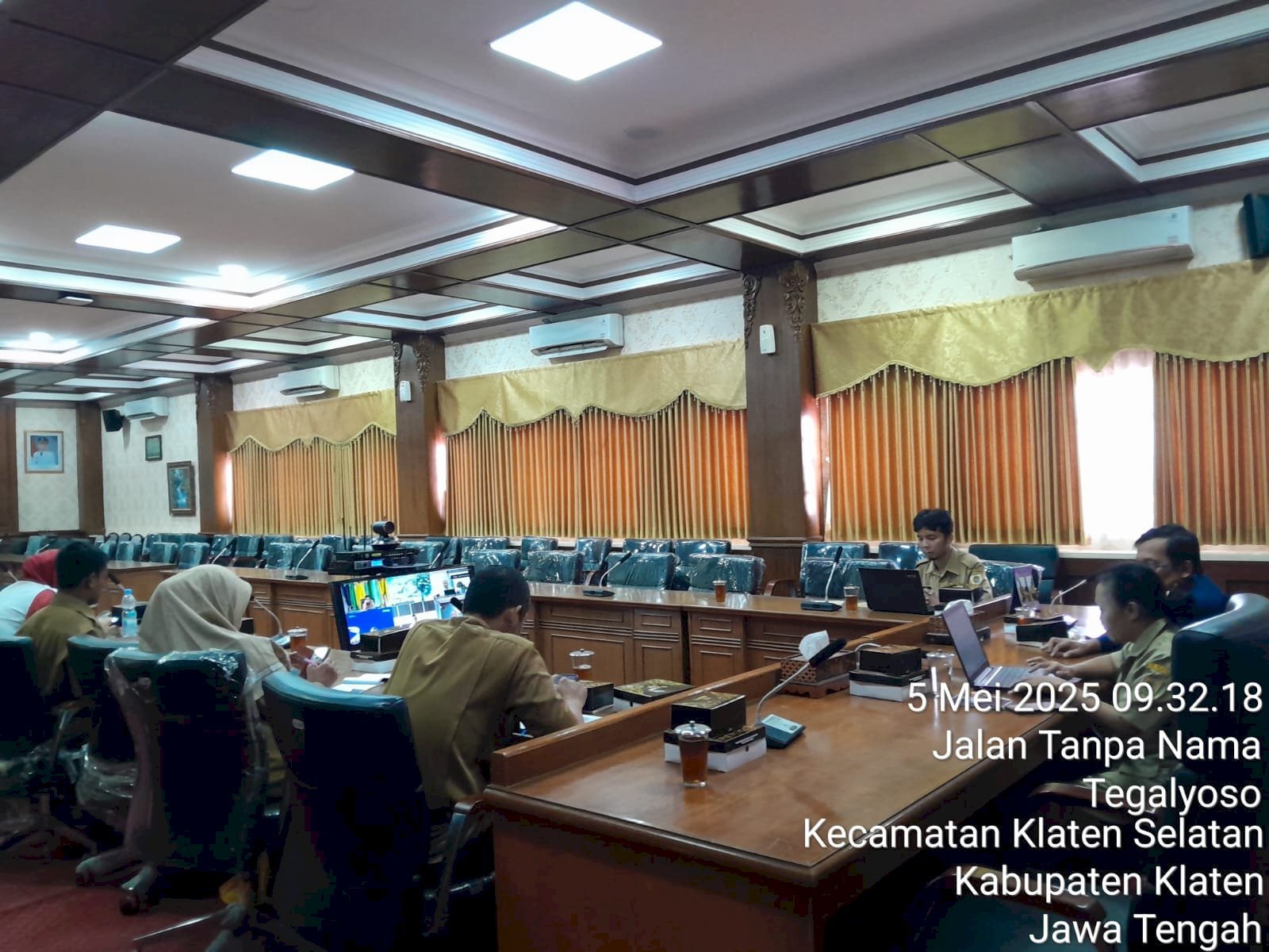 Zoom Meeting Rapat Koordinasi Pengendalian Inflasi Daerah Tahun 2025