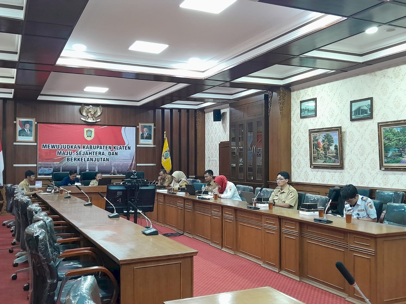 Zoom Meeting Rapat Koordinasi Pengendalian Inflasi Daerah Tahun 2025