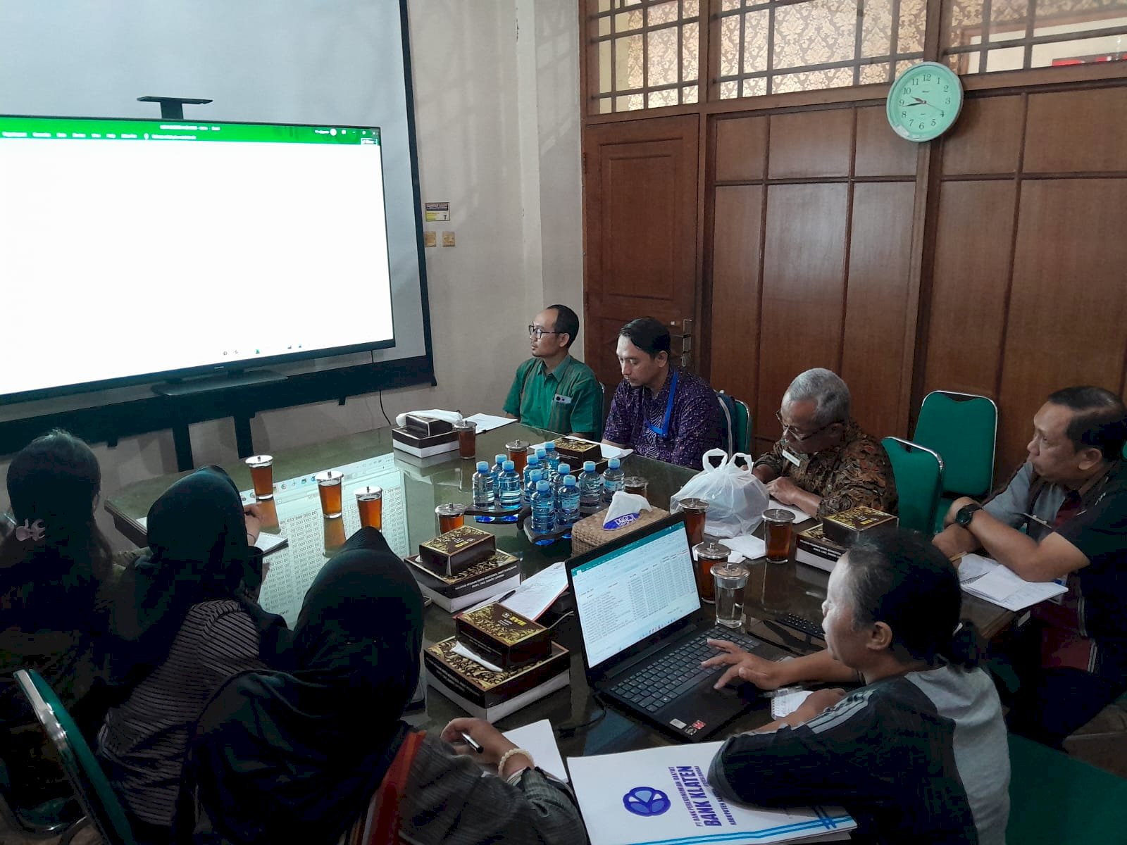 Rapat Verifikasi & Evaluasi Subsidi Bunga Pinjaman: Periode Mei 2025